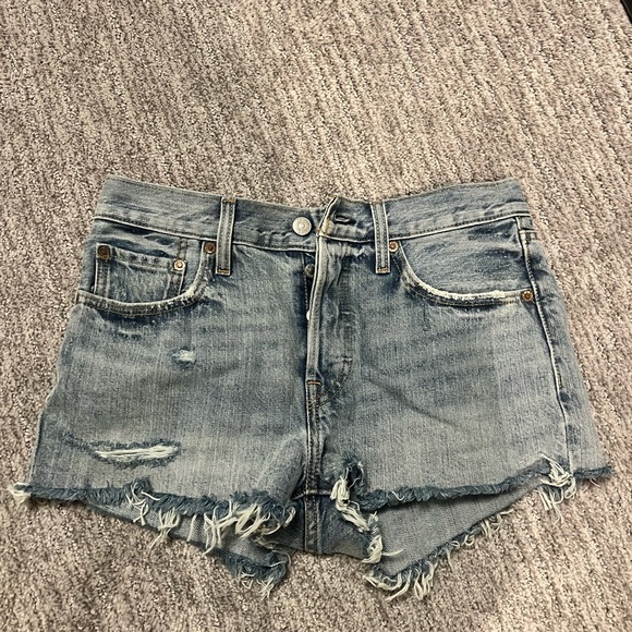 Levi’s 501 Denim Short - Picture 2 of 2